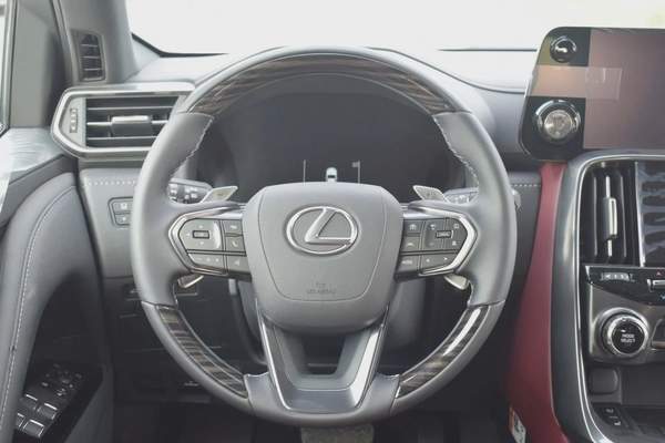 Lexus LX 700h LEXUX-LX700H 3.5L HEV URBAN 20' ALY, HUD, 7 STR, W/RSE. ML25