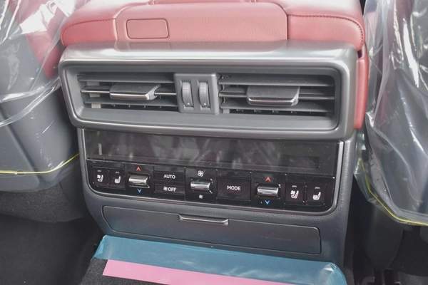 Lexus LX 700h LEXUX-LX700H 3.5L HEV URBAN 20' ALY, HUD, 7 STR, W/RSE. ML25