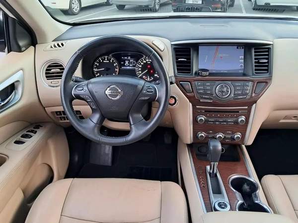 Nissan Pathfinder SV Midnight Black Edition2019 - GCC Specs - Well Maintained