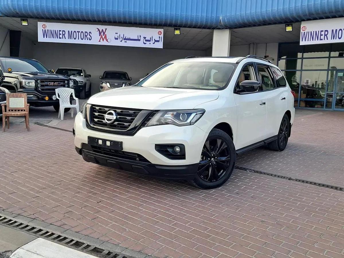 Nissan Pathfinder SV Midnight Black Edition2019 - GCC Specs - Well Maintained-0-0