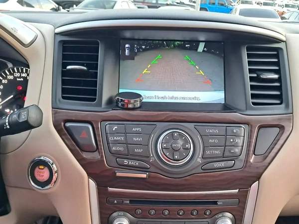 Nissan Pathfinder SV Midnight Black Edition2019 - GCC Specs - Well Maintained