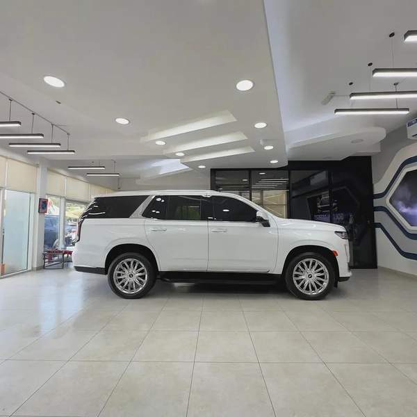 2024 Cadillac Escalade Premium Luxury