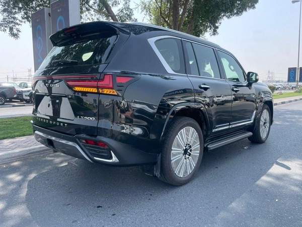 Lexus LX 600