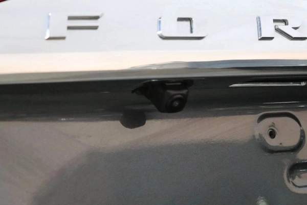Toyota Fortuner 4.0L V6 PETROL
