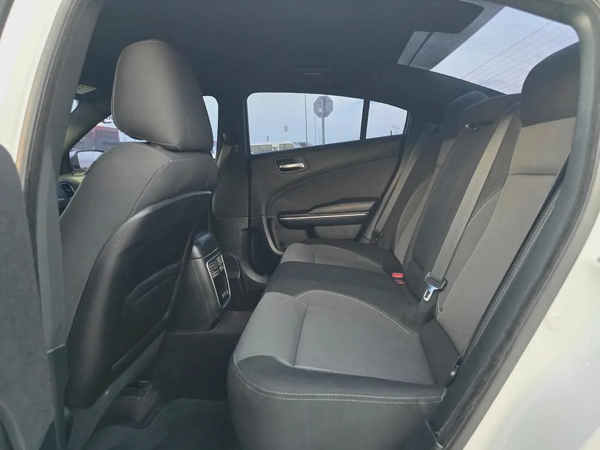 دودج تشارجر 2018 مواصفات خليجية بحالة جيدة-9-9