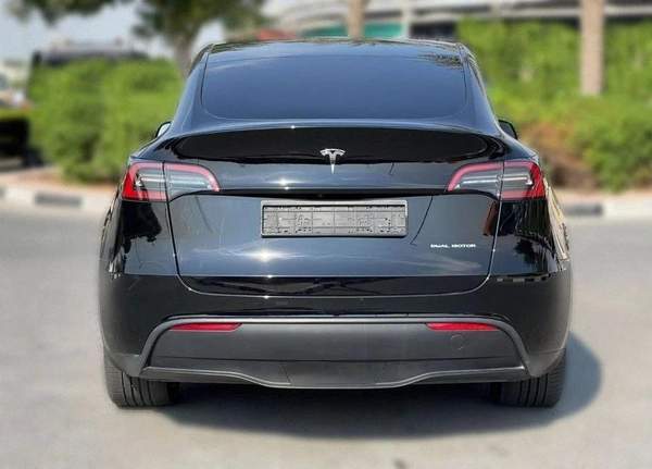 Tesla Model Y LONG RANGE AWD GCC SPECIFICATION -TESLA CENTRE DUBAI - AED 150,000