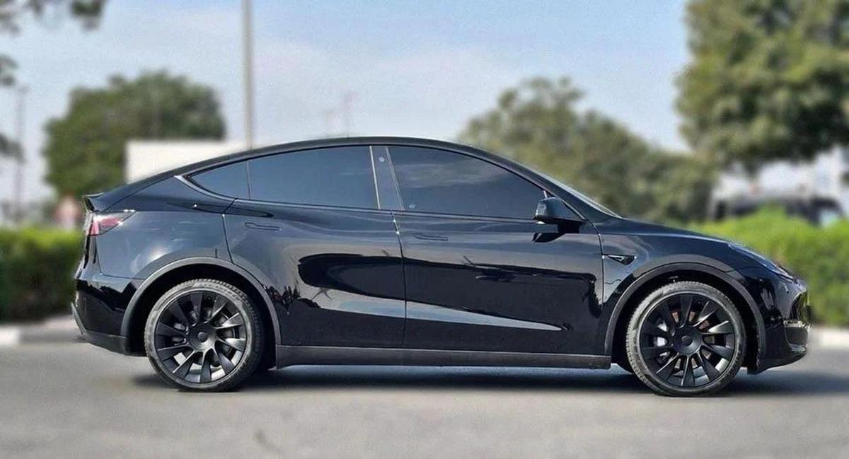 Tesla Model Y LONG RANGE AWD GCC SPECIFICATION -TESLA CENTRE DUBAI - AED 150,000-3-3