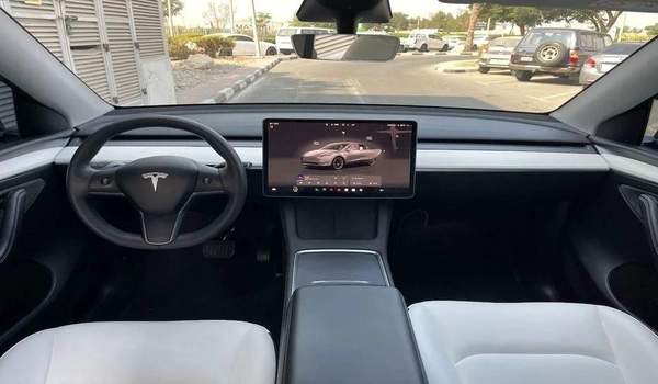 Tesla Model Y LONG RANGE AWD GCC SPECIFICATION -TESLA CENTRE DUBAI - AED 150,000