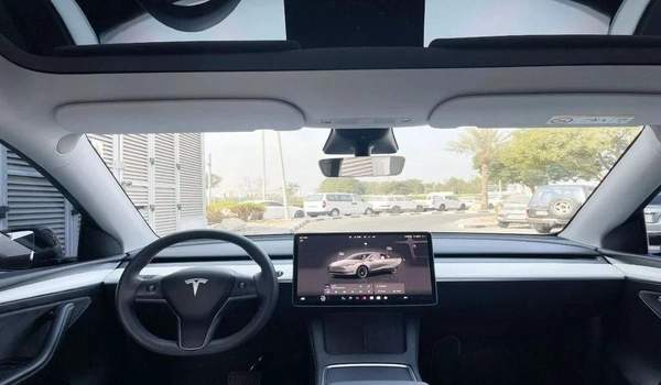 Tesla Model Y LONG RANGE AWD GCC SPECIFICATION -TESLA CENTRE DUBAI - AED 150,000