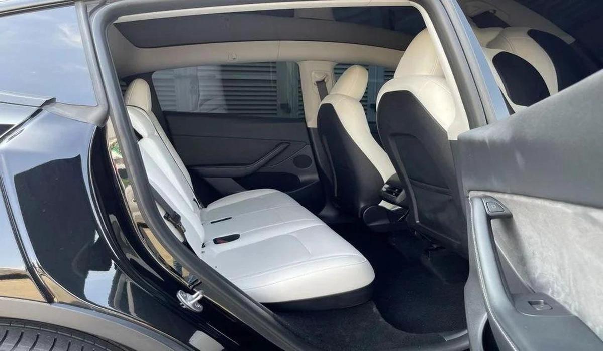 Tesla Model Y LONG RANGE AWD GCC SPECIFICATION -TESLA CENTRE DUBAI - AED 150,000-13-13