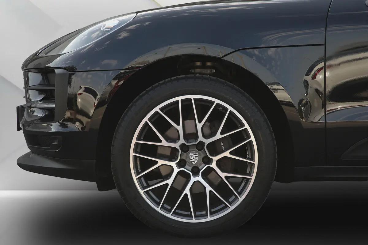 PORSCHE MACAN 2021 - GCC - FULLY LOADED - AMAZING CONDITION-6-6