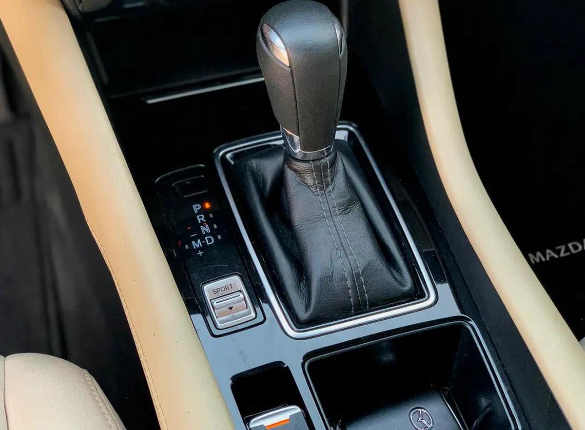 Mazda 6 S Grade-1-1