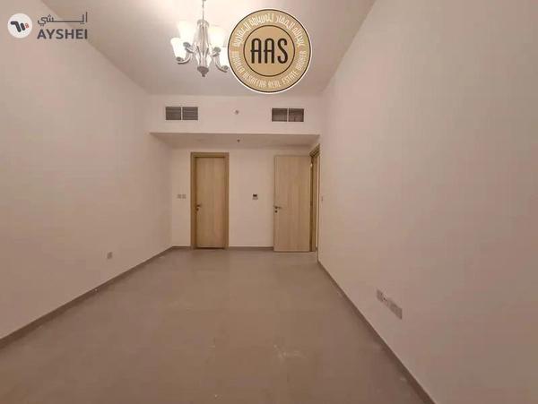 Full Sea View 2Bhk With Master Rooms 80k Full Facilities