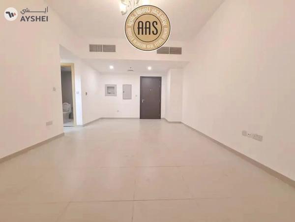 Full Sea View 2Bhk With Master Rooms 80k Full Facilities