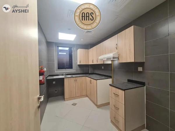 Full Sea View 2Bhk With Master Rooms 80k Full Facilities