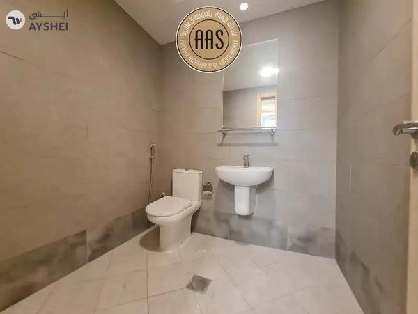 Full Sea View 2Bhk With Master Rooms 80k Full Facilities