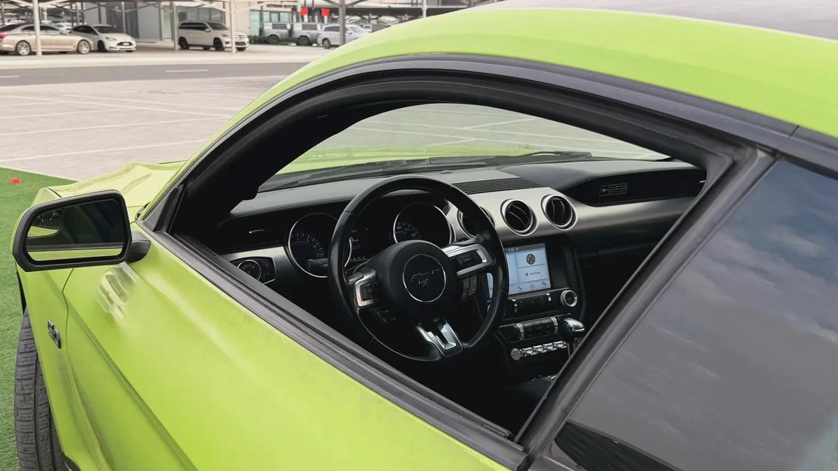 Ford Mustang GT Premium 5.0 10speed-3-3