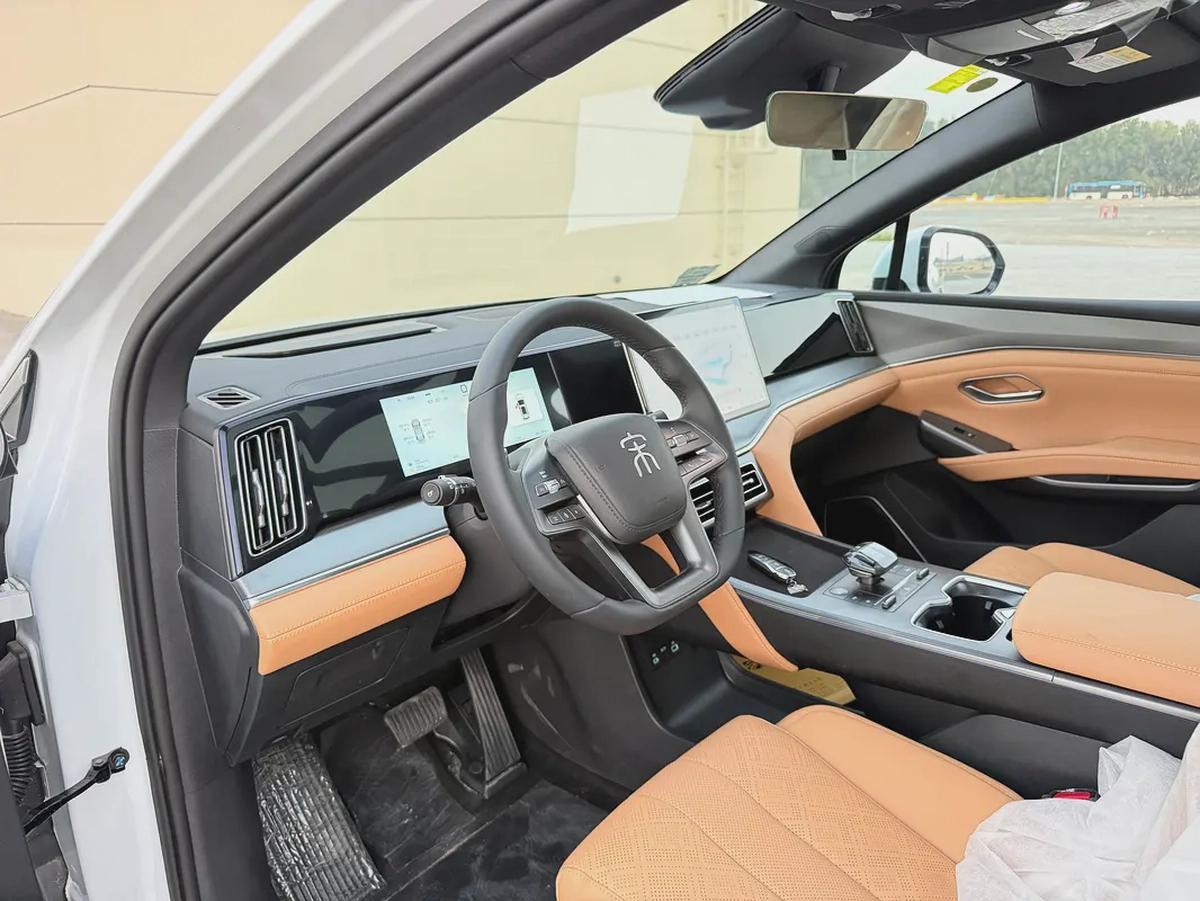 BYD song L DM- i 2025 full option panorama 13 camera-15-15