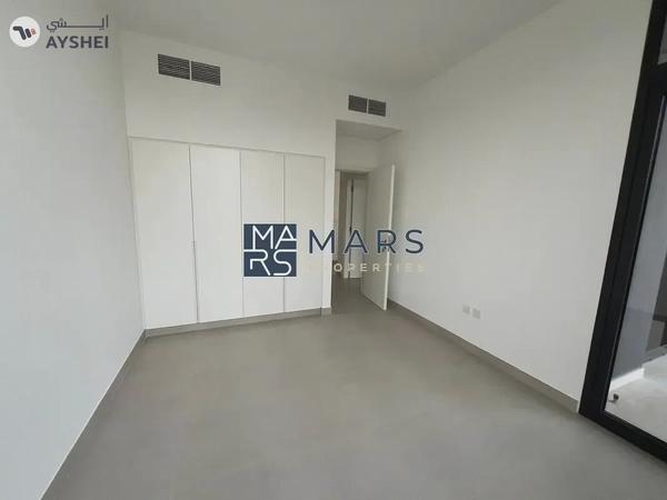 Brand New Elegent End Unit Ready to Move