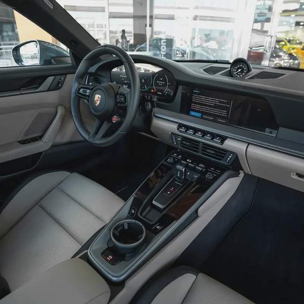 2025 PORSCHE 911 CARRERA