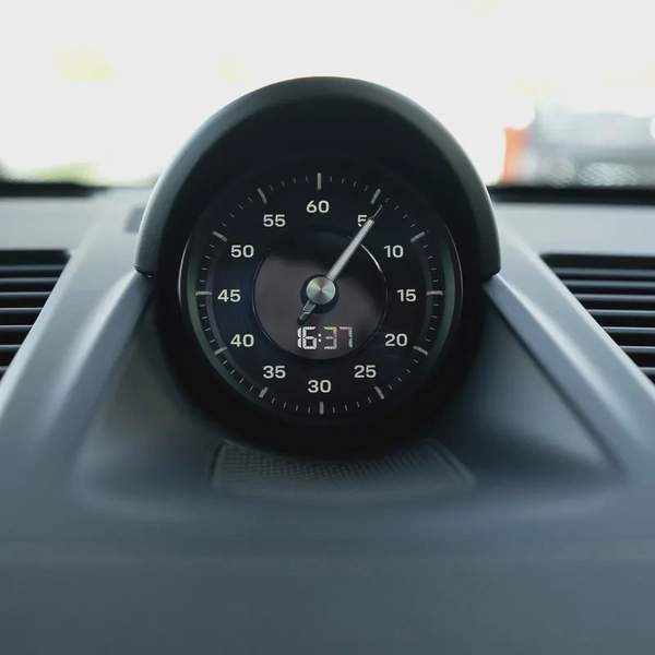 2025 PORSCHE 911 CARRERA