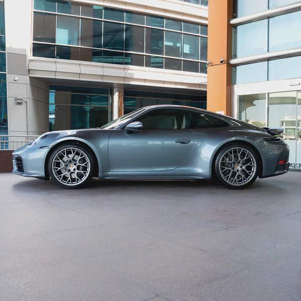 2025 PORSCHE 911 CARRERA