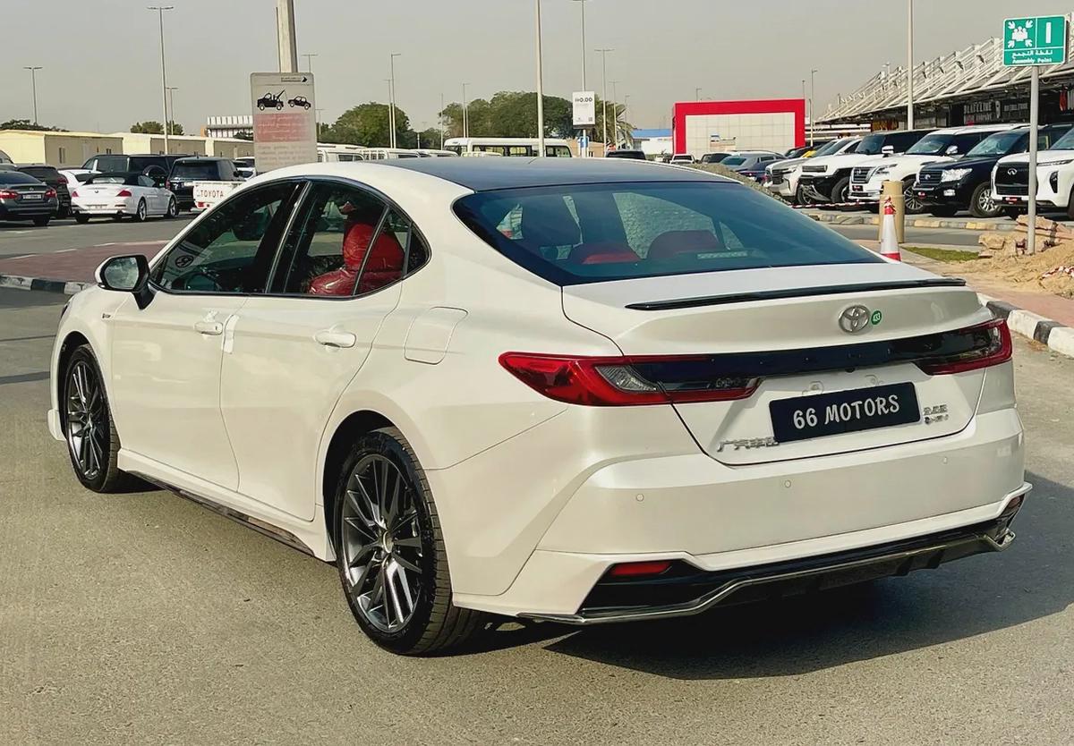 2024 Toyota Camry Hybrid 2.5L – Power, comfort, and efficiency in one perfect sedan-4-4