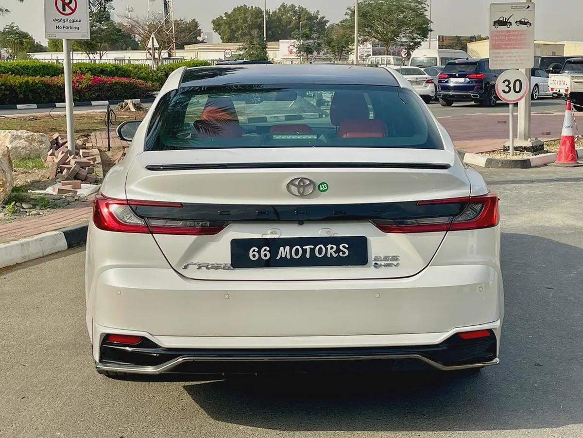 2024 Toyota Camry Hybrid 2.5L – Power, comfort, and efficiency in one perfect sedan-5-5