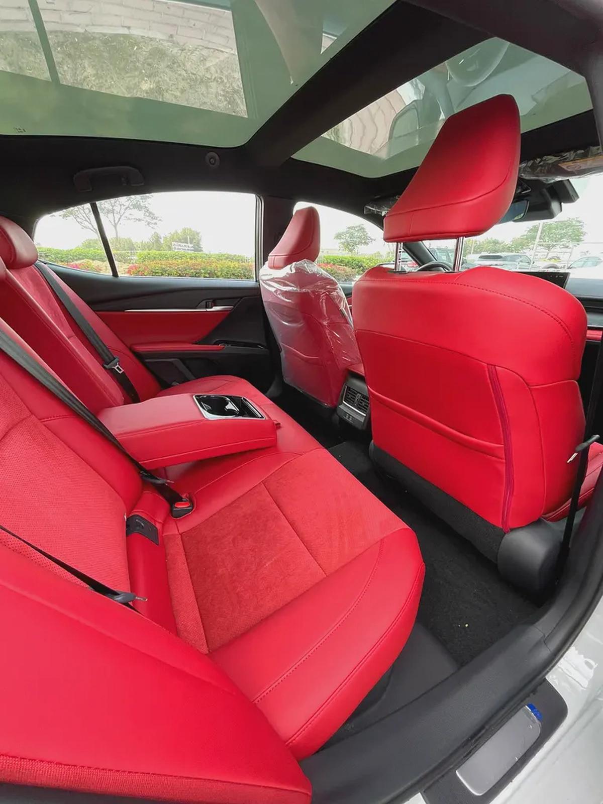 2024 Toyota Camry Hybrid 2.5L – Power, comfort, and efficiency in one perfect sedan-13-13