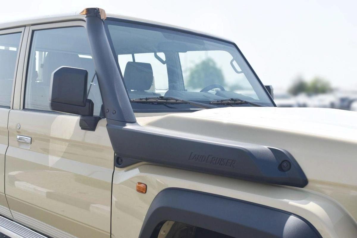Toyota Land Cruiser Pick Up LC79 DC 2.8L AT GCC 2025-3-3