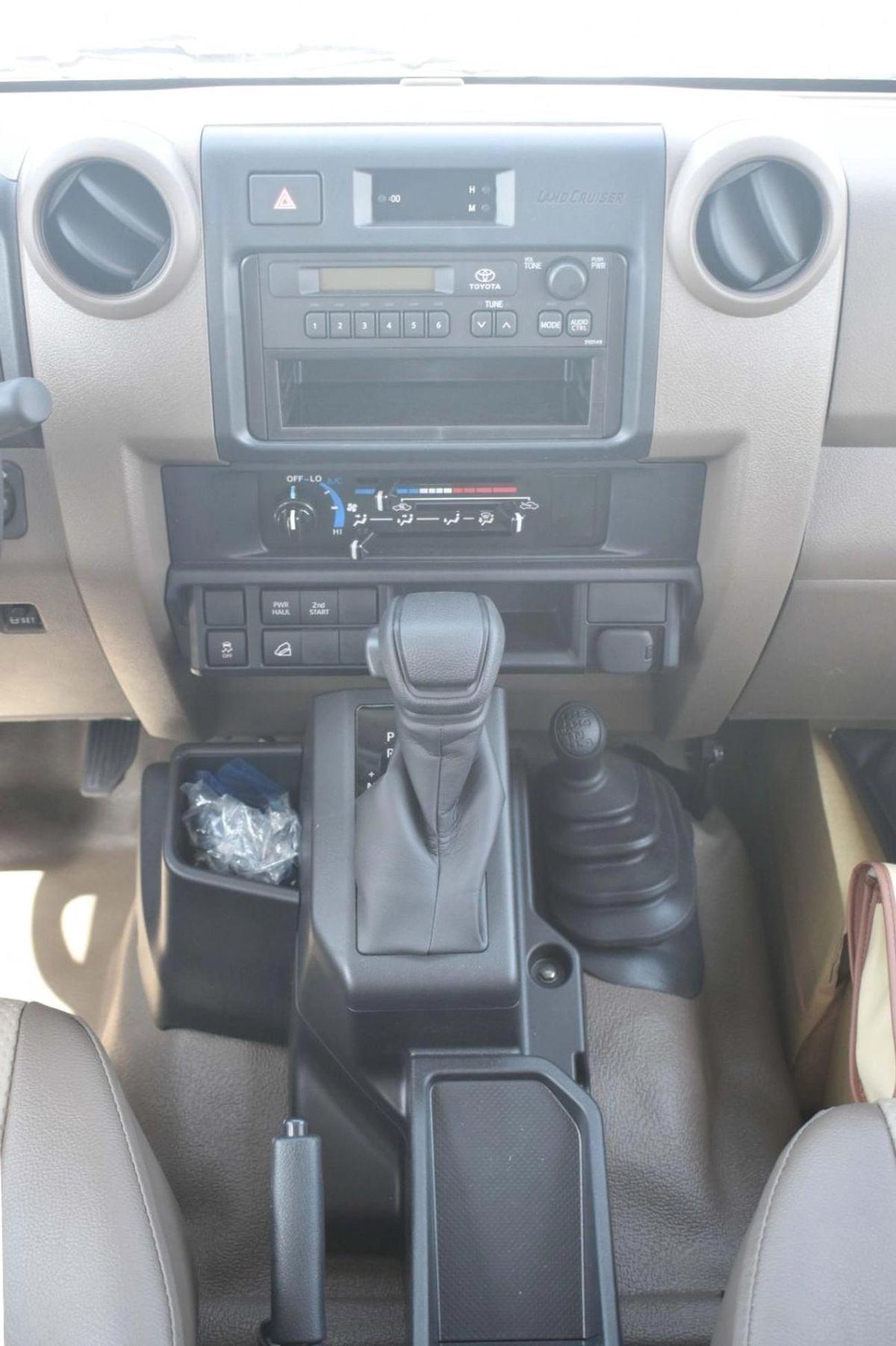 Toyota Land Cruiser Pick Up LC79 DC 2.8L AT GCC 2025-8-8