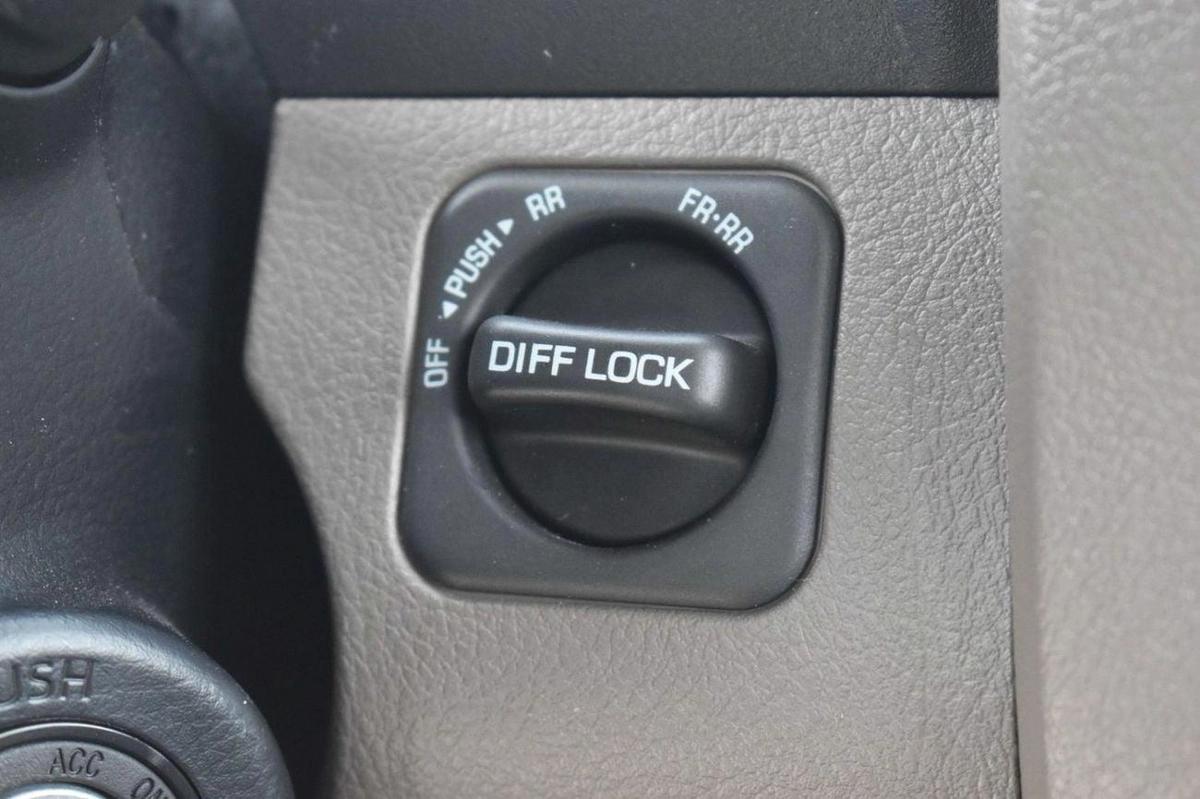 Toyota Land Cruiser Pick Up LC79 DC 2.8L AT GCC 2025-11-11