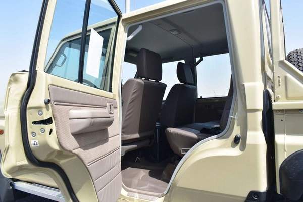 Toyota Land Cruiser Pick Up LC79 DC 2.8L AT GCC 2025