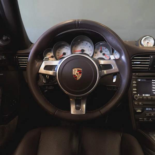 299,950 AED • Porsche 911 Turbo • 1 Year Warranty • Full Agency Service History