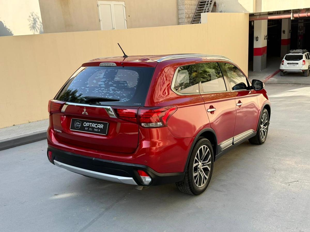 Gulf Specs 2016 MITSUBISHI OUTLANDER GLX 3.0Litre V6 4WD 7-Seater-8-8