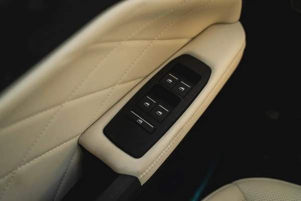 ZXauto Grandlion 2026 Brand New GCC 2.0L Turbo Petrol 4 Cylinders 4x4 Warranty/Service