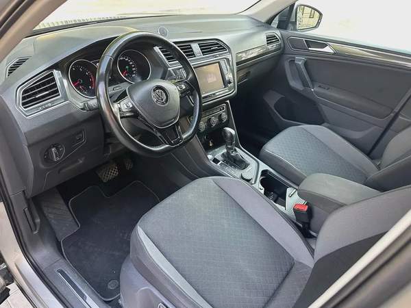 VOLKSWAGEN TIGUAN SE 2.0 TFSI - GCC SPECS - ACCIDENT FREE - FULL SERVICE HISTORY -