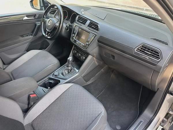 VOLKSWAGEN TIGUAN SE 2.0 TFSI - GCC SPECS - ACCIDENT FREE - FULL SERVICE HISTORY -