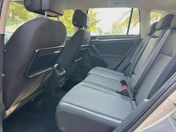 VOLKSWAGEN TIGUAN SE 2.0 TFSI - GCC SPECS - ACCIDENT FREE - FULL SERVICE HISTORY -