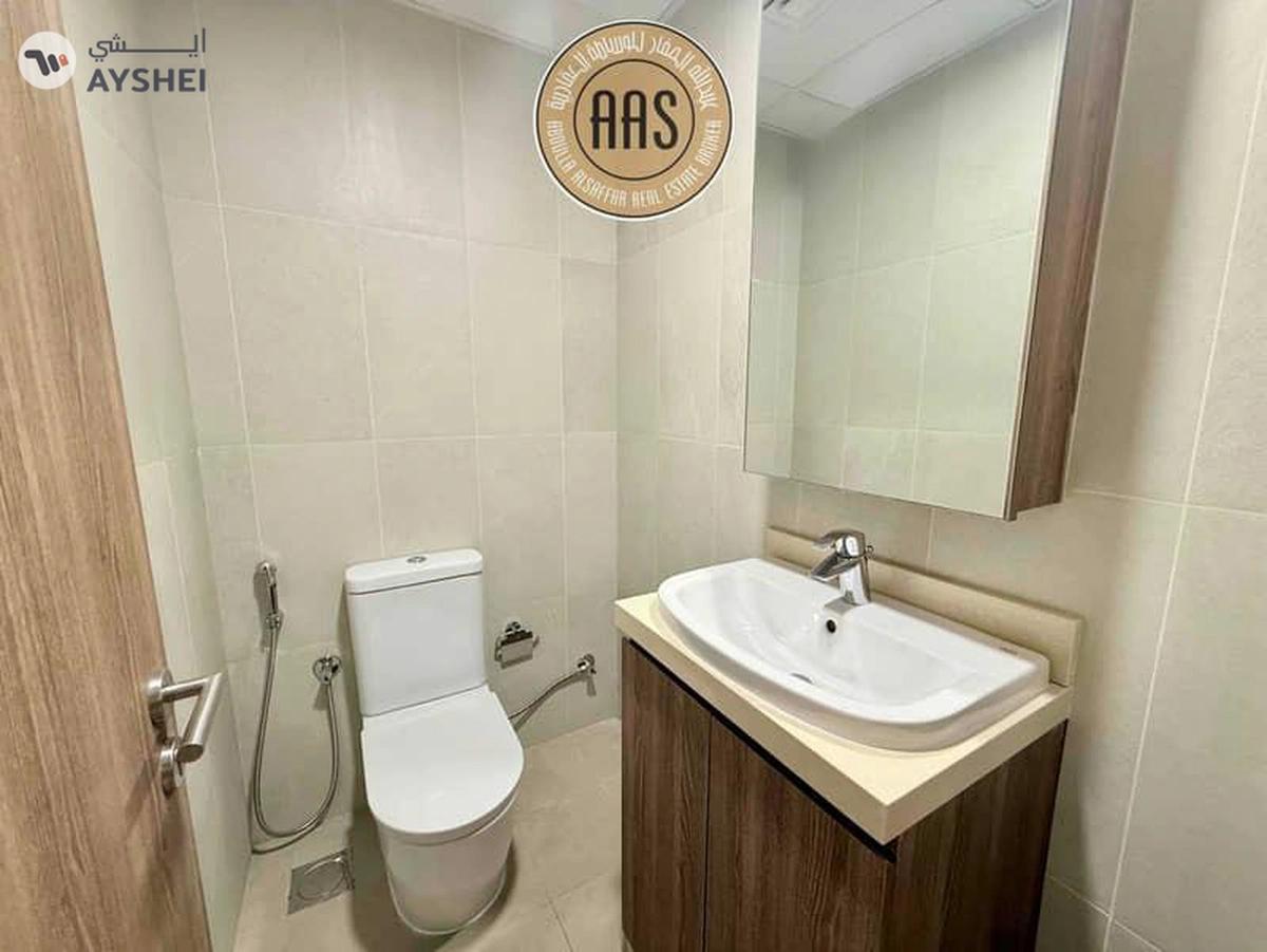 LUXURY 1BHK CHILLER FREE 15 DAYS FREE PARKING-8-8