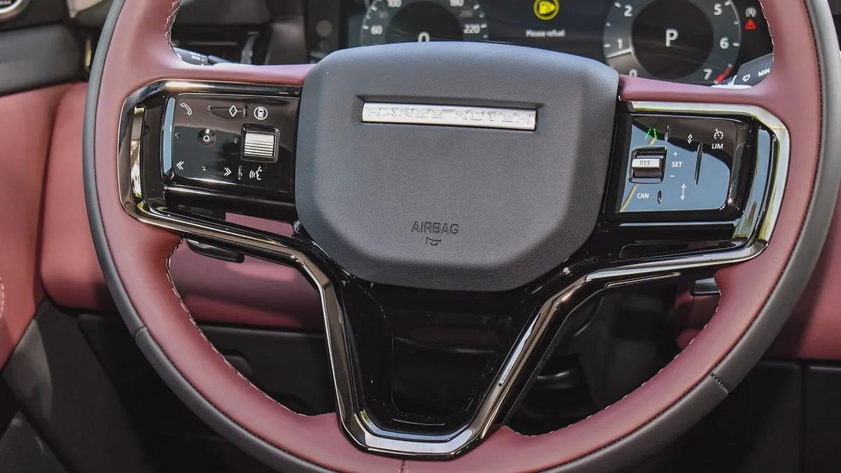 RANGE ROVER EVOQUE SE P250 DYNAMIC 2025!! FIVE YEARS WARRANTY!! THREE YEARS SERVICE CONTRACT-9-9