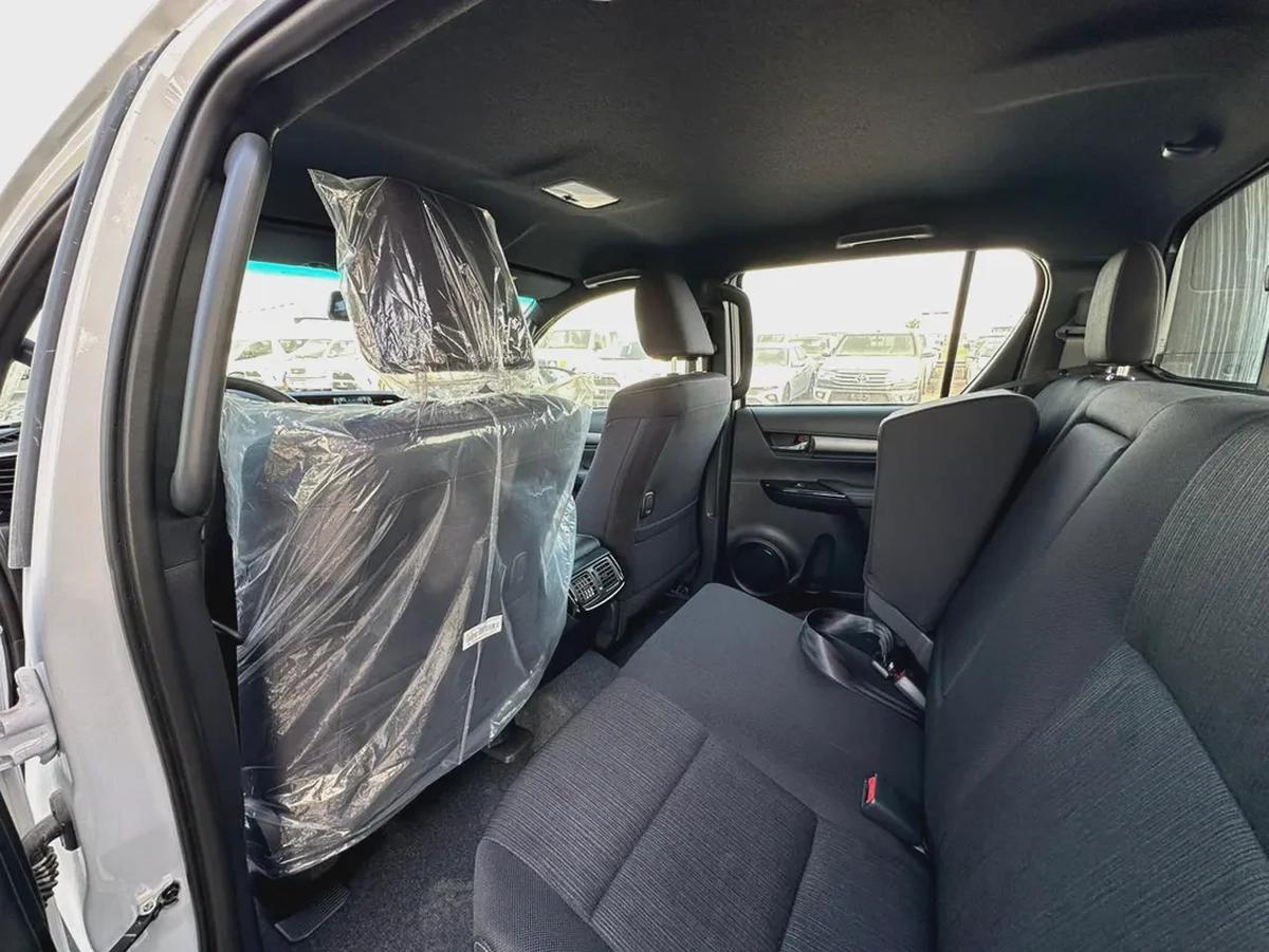 Toyota Hilux Adventure X 2026 - GCC Specs - Brand New!-6-6