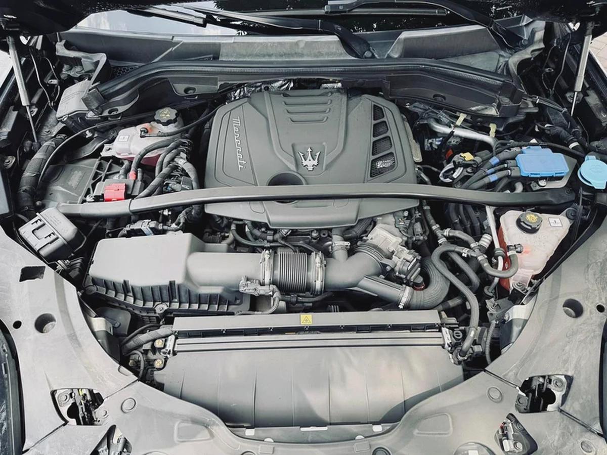 MASERATI GRECALE | MODENA | 2023 | 2.0L | 8565Km | JAPAN SPECs | CLEAN TILTLE | FRESH IMPORT-8-8