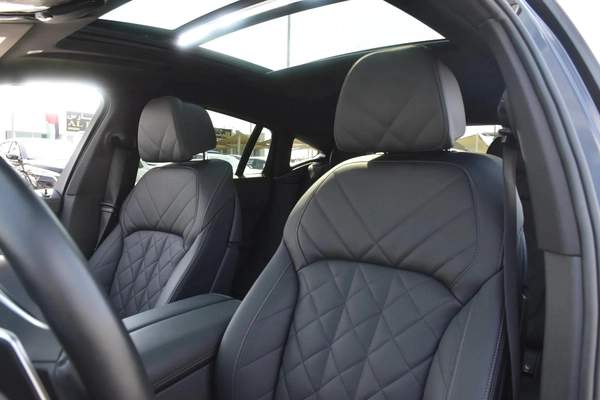 BMW X6 40i XDRIVE 2025 | BLACK