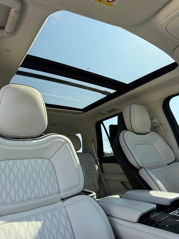 LINCOLN NAVIGATOR PRESIDENTIAL | MODEL: 2021 | WARRANTY VALID TILL 9TH OCTOBER 2026 OR 100,000 KMS |