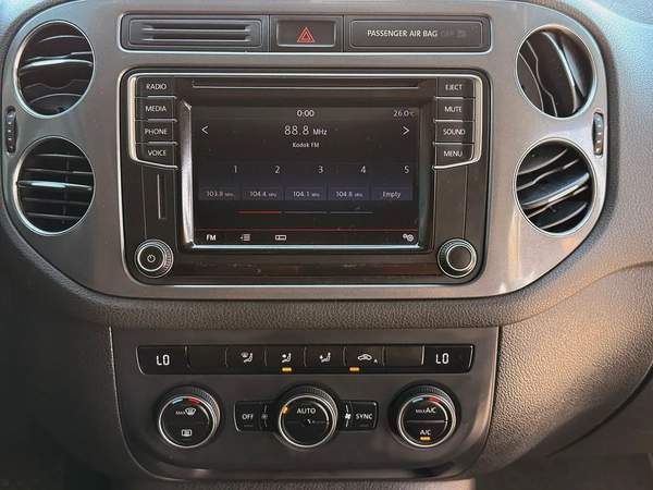 Volkswagen Tiguan 2.0 Tsi 4Motion 2016 Model GCC Specs With Partial Service History