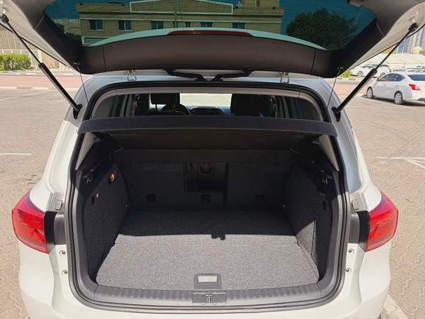 Volkswagen Tiguan 2.0 Tsi 4Motion 2016 Model GCC Specs With Partial Service History