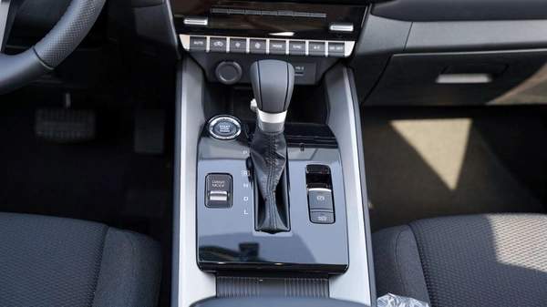 Mitsubishi Destinator Brand New 2026 Mitsubishi Destinator High Line 1.5L 7-Seater SUV GCC – Export Only
