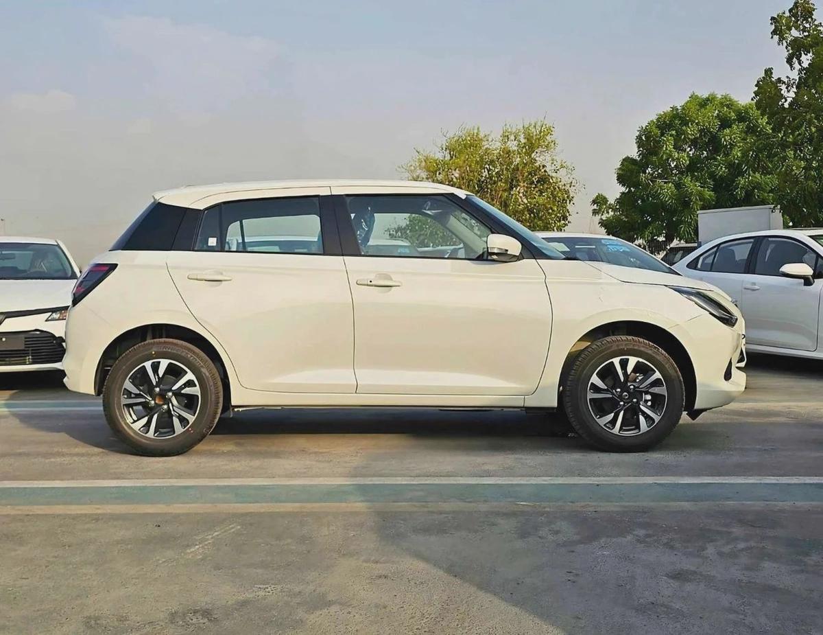 Suzuki Swift GLX / 1.2L PETROL A/T / PUSH START / REAR PARKING SENSOR / REAR CAMERA (CODE # GLX)-2-2