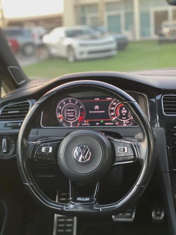 (2018)//GOLF-R//GCC//FULL OPTION//